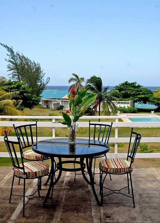 Miramar 6 Bedroom On The Beach Ocho Ríos Jamaica
