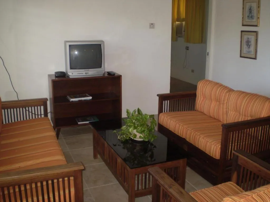 Miramar 6 Bedroom On The Beach Ocho Ríos