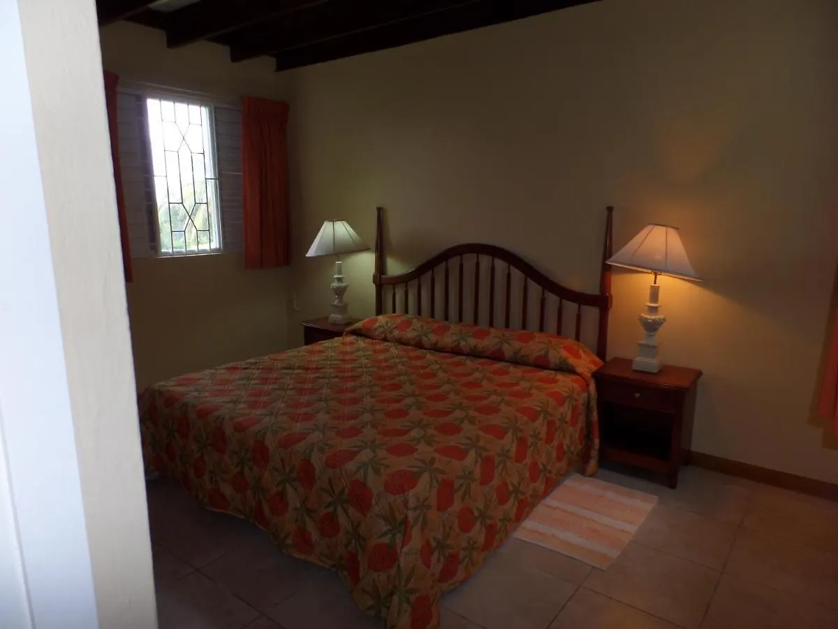 Apartamento Miramar 6 Bedroom On The Beach Ocho Ríos