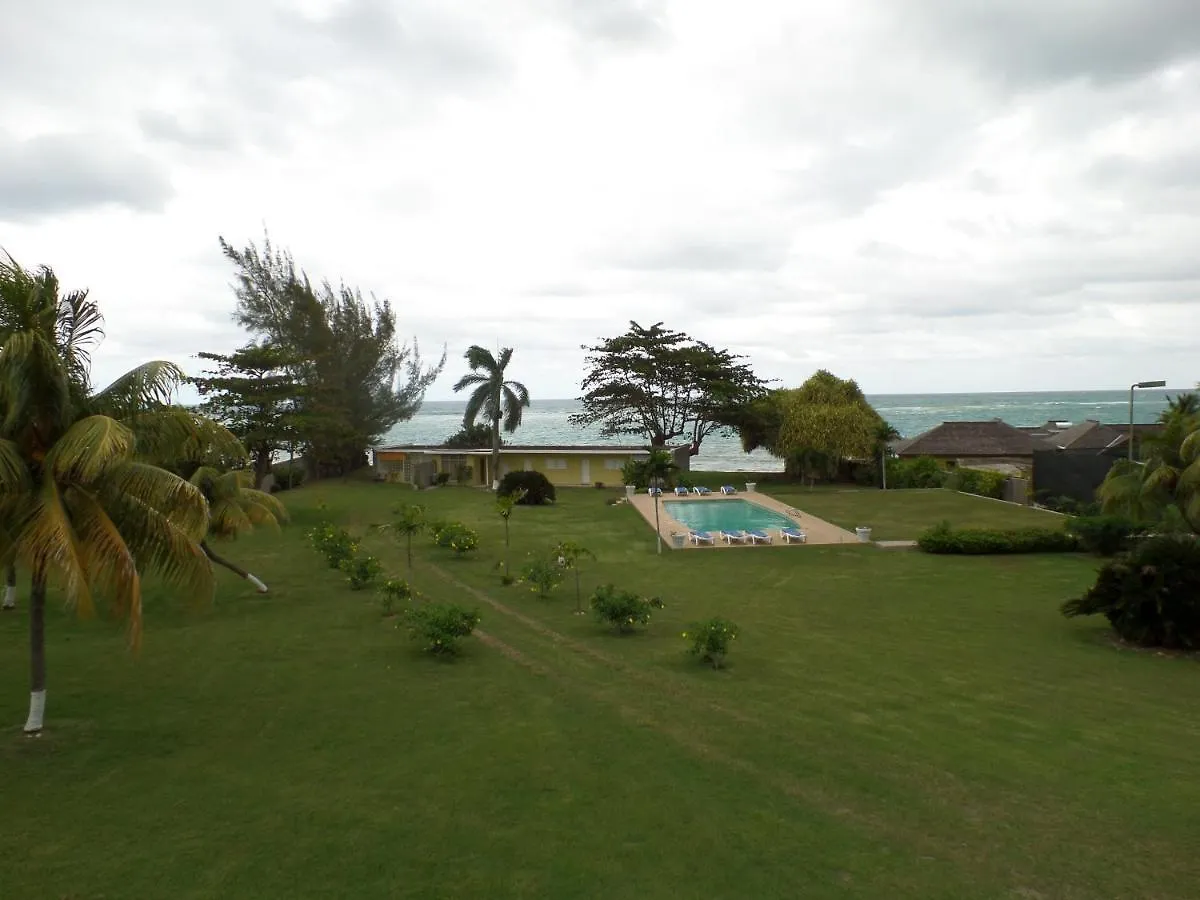 Miramar 6 Bedroom On The Beach Ocho Ríos Jamaïque