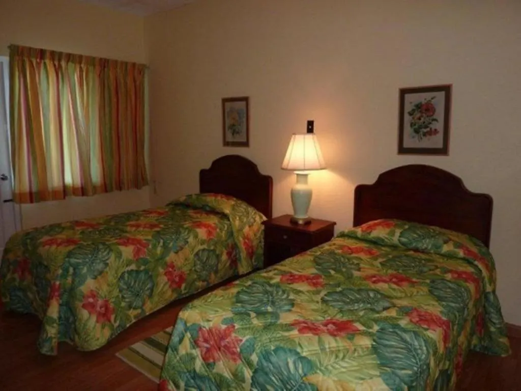 Miramar 6 Bedroom On The Beach Ocho Ríos Jamaïque